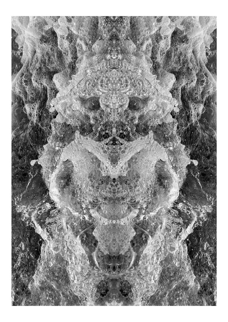 Yakamoza - Black and white photography of splashing sea foam put in vertical symmetry